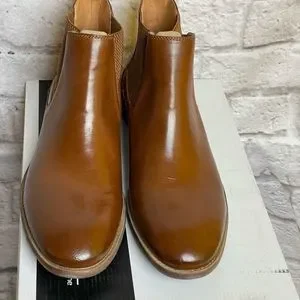 NWT/   Robertwayne BOOTS style  Oklahoma  size9\